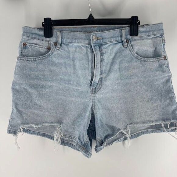 American Eagle Outfitters Pants - AMERICAN EAGLE Strigid Relaxed Fit Jean Shorts SIZE 14 Distressed Light Wash